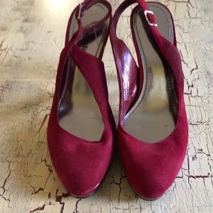 Size 7 Alfani shade red 5 inch heels